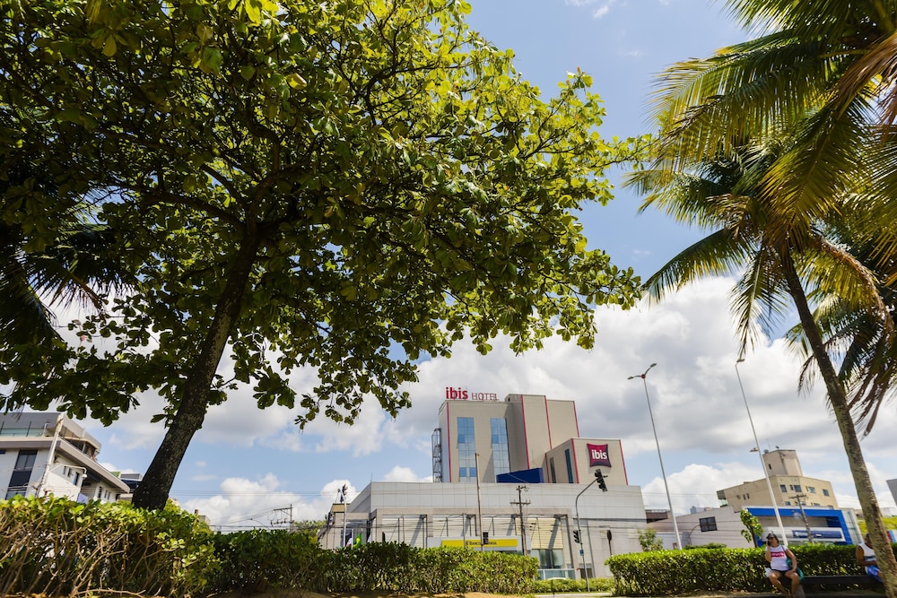 Ibis Vitoria Praia De Camburi 42/48