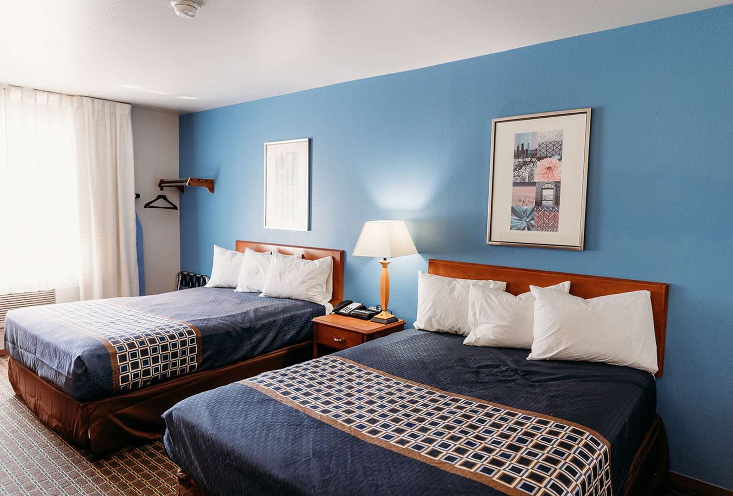 Travelodge by Wyndham Worland 9/24