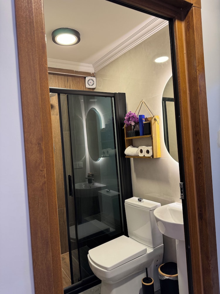 Tavra Hotel 30/34