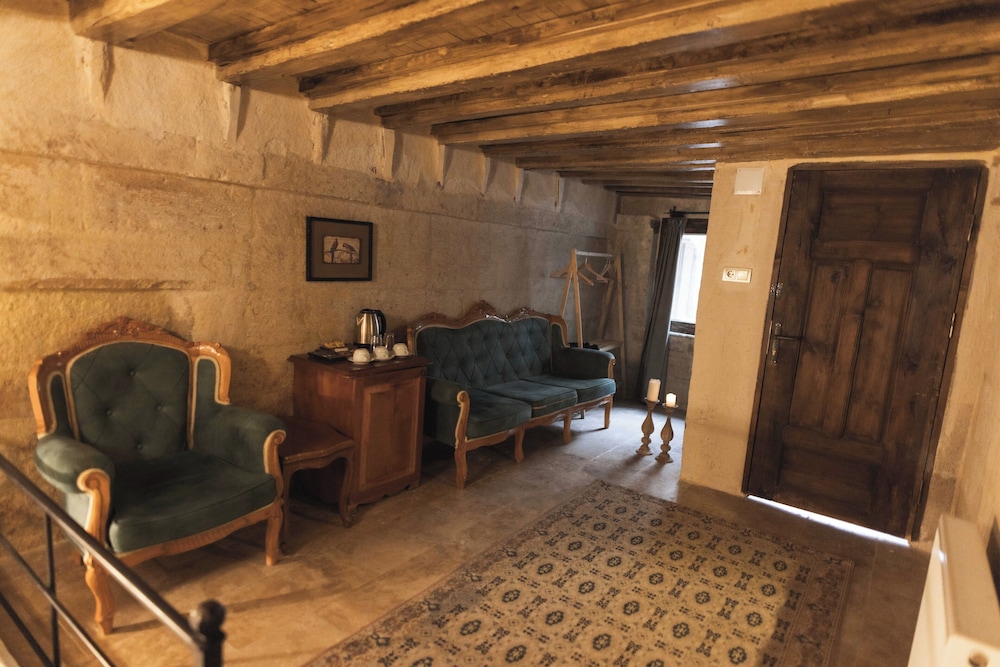 Roca Cappadocia 7/50