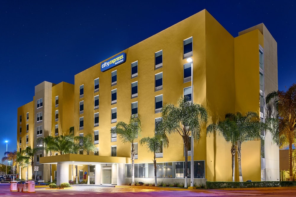 City Express by Marriott Leon 3/50