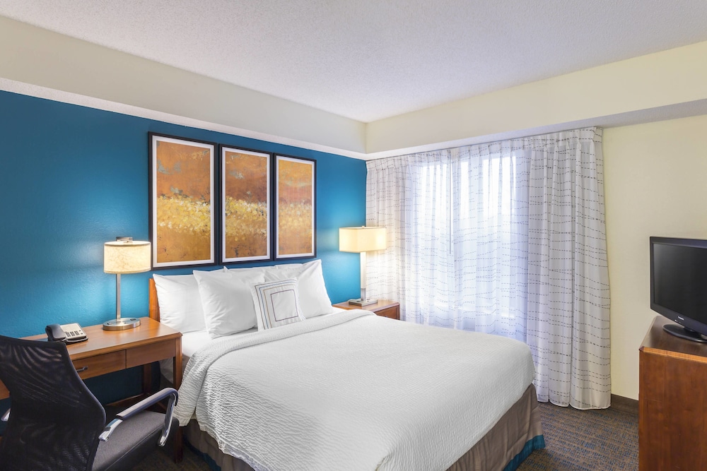 Residence Inn By Marriott Louisville Northeast 7/33