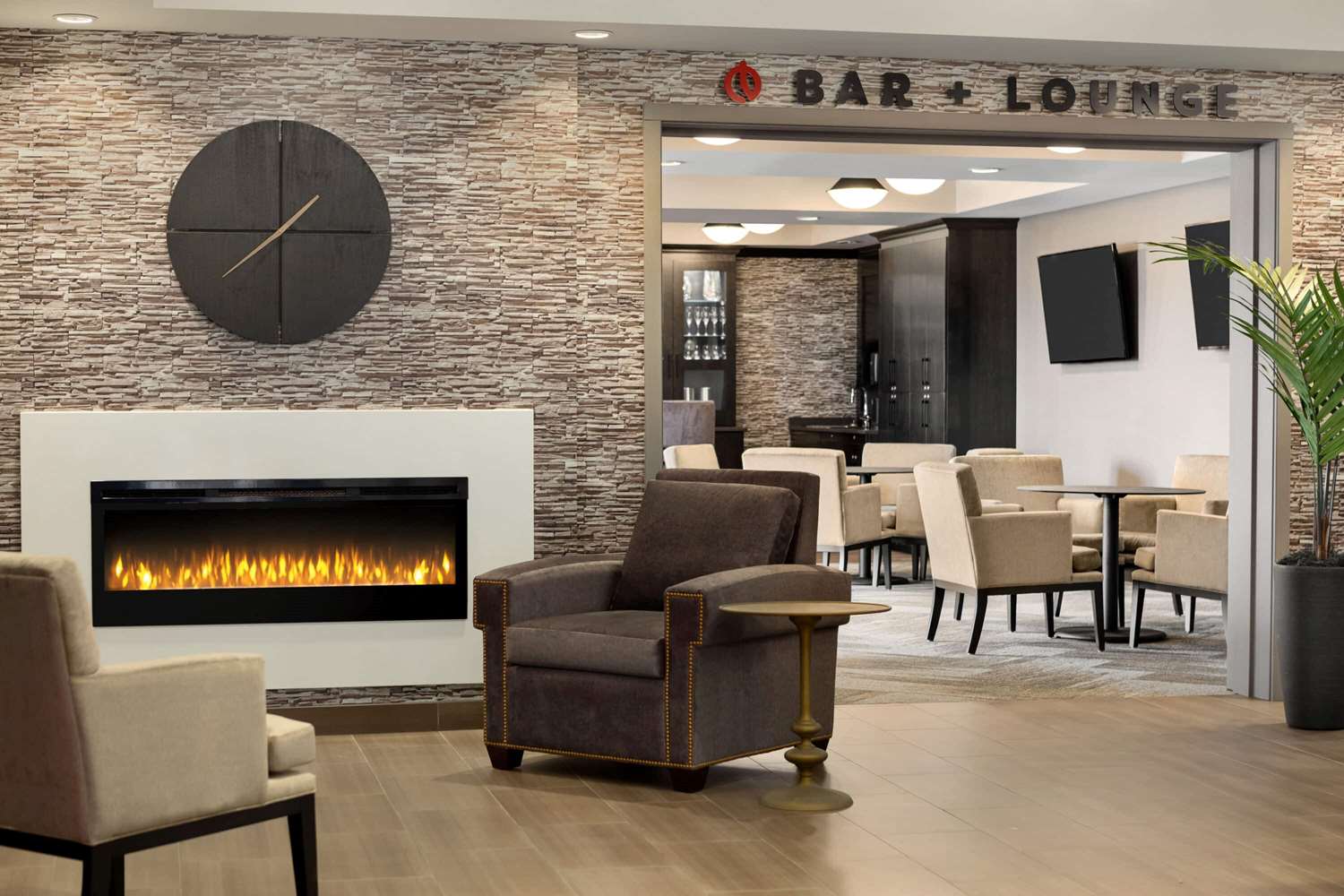 Microtel Inn And Suites By Wyndham Lloydminster 13/25