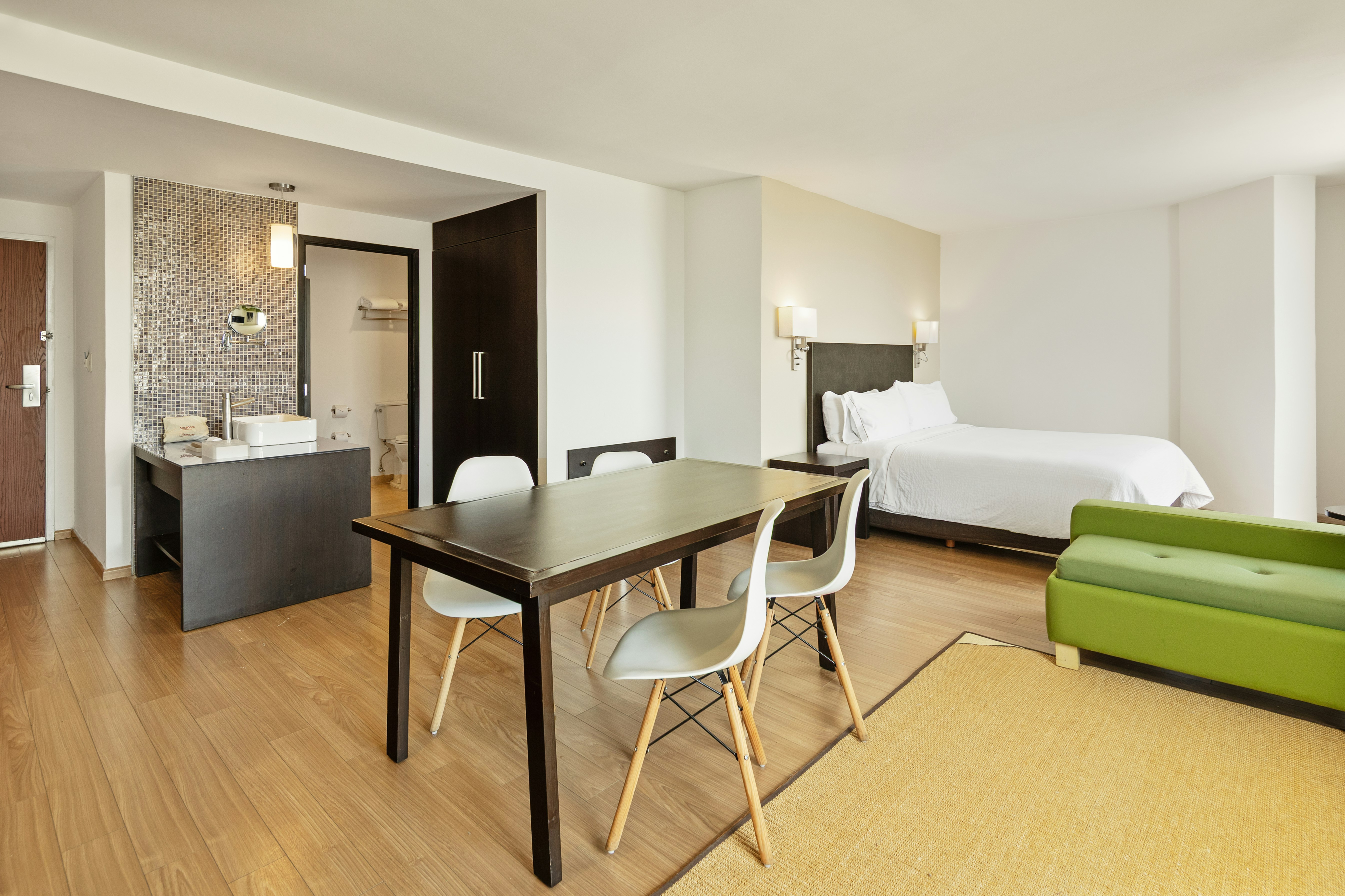 Fiesta Inn Express Naucalpan 19/77