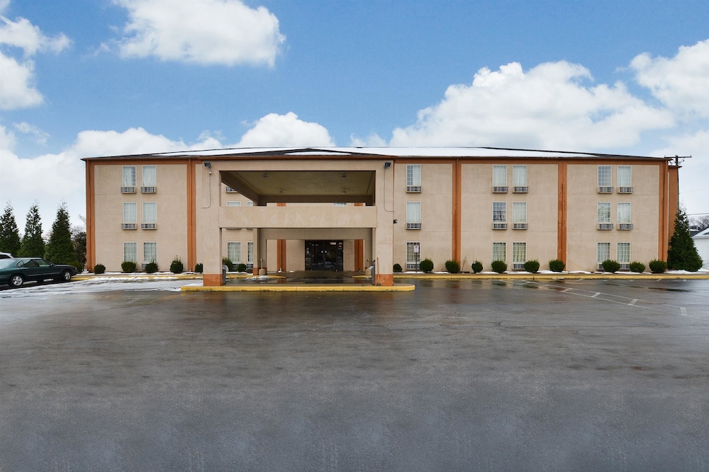 American Inn Evansville 1/22