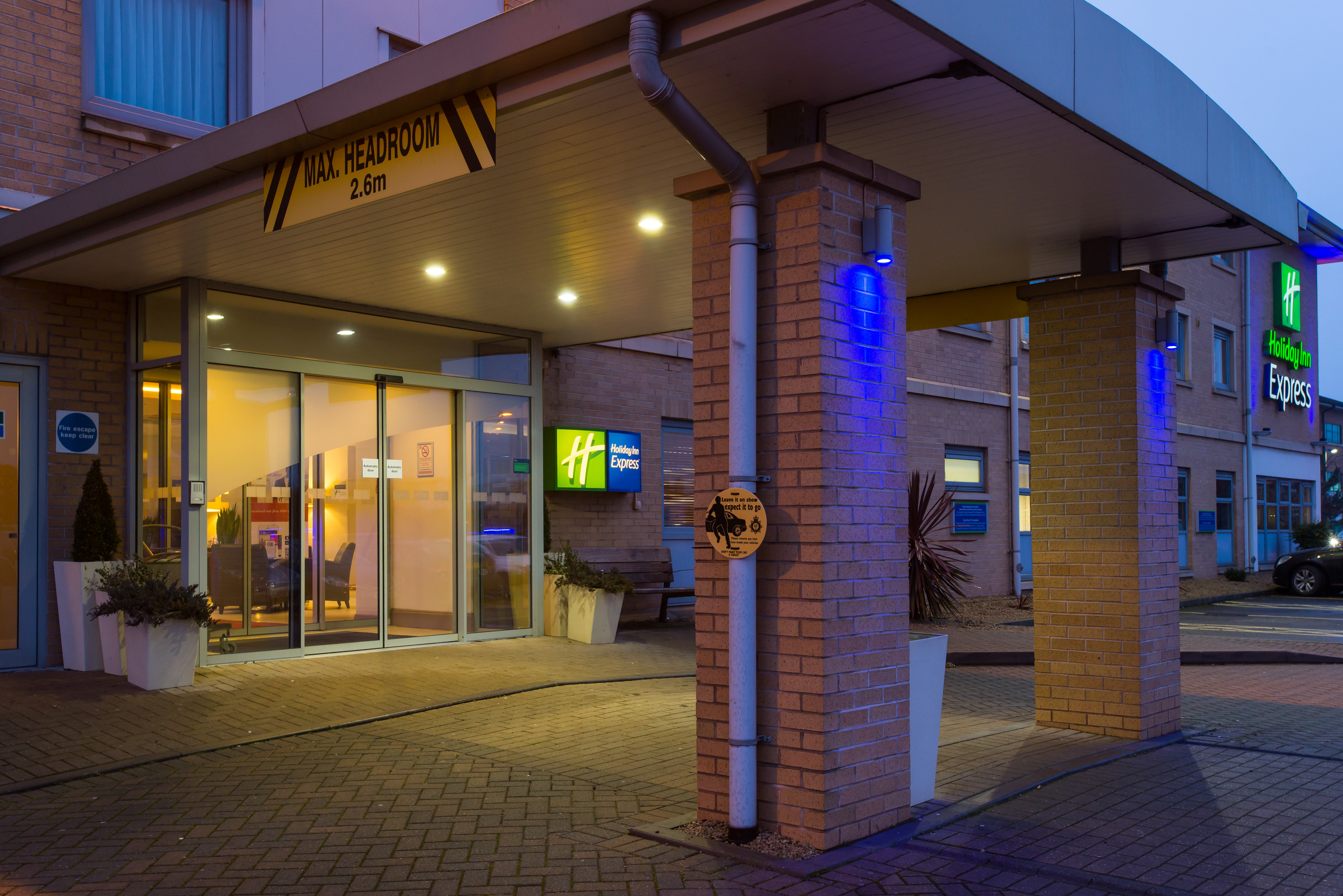 Holiday Inn Express East Midlands Airport 1/20