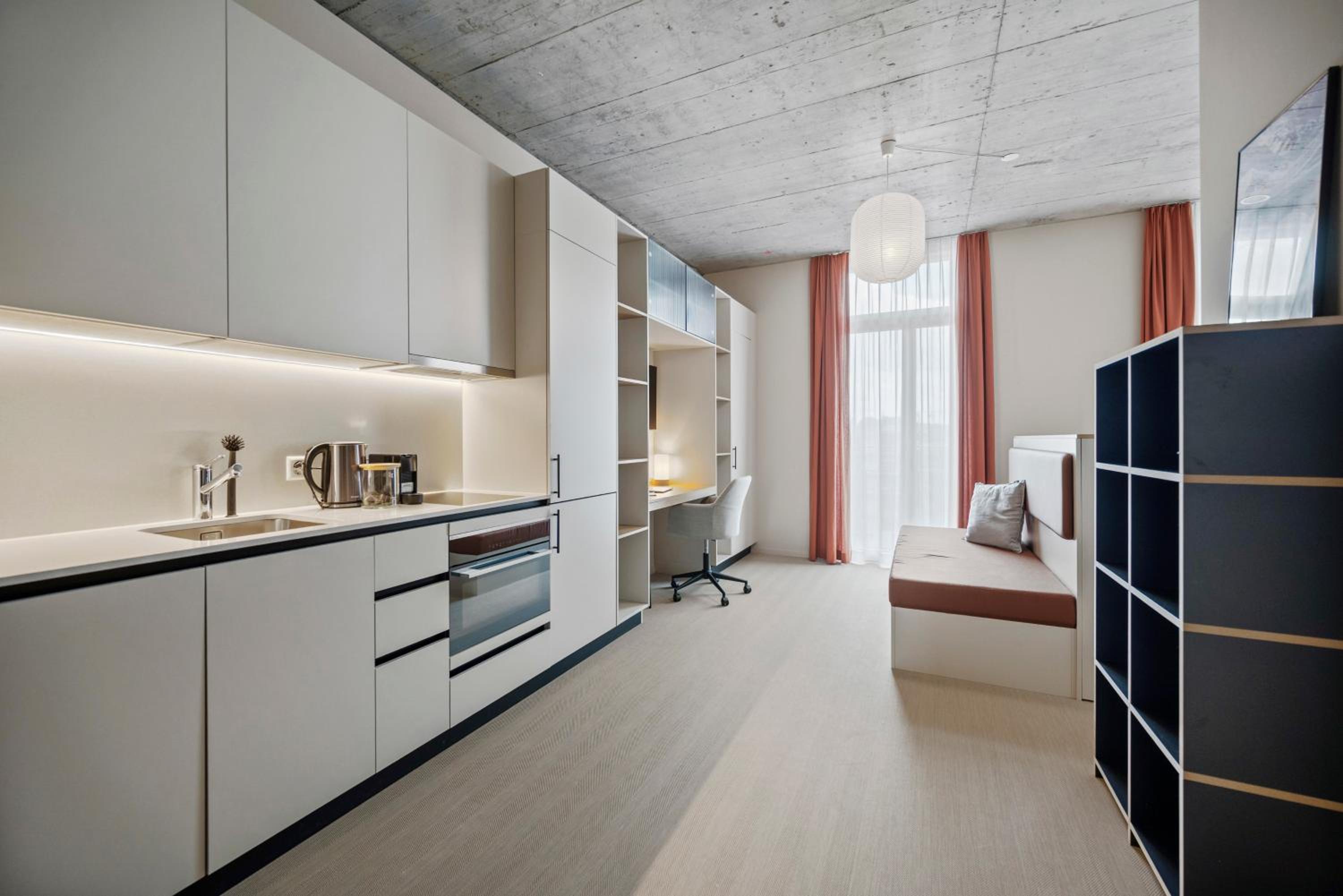 Ariv Design Hotel & Apartments Zug 8/25