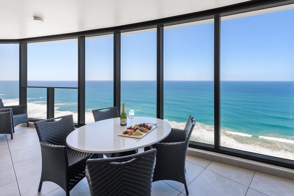 Meriton Suites Surfers Paradise 37/50