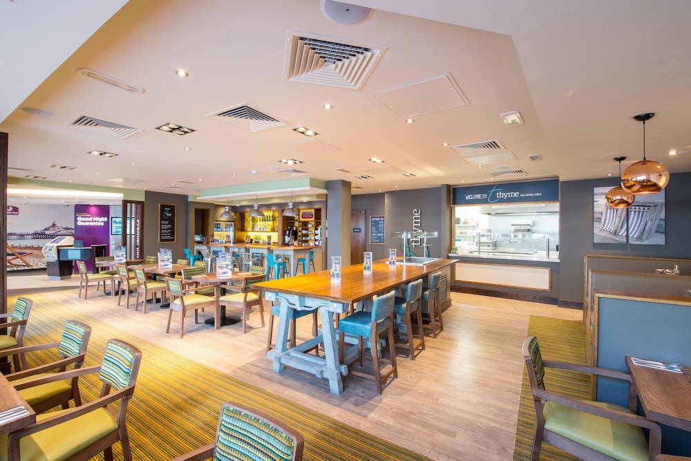 Premier Inn Eastbourne Town Centre 30/39