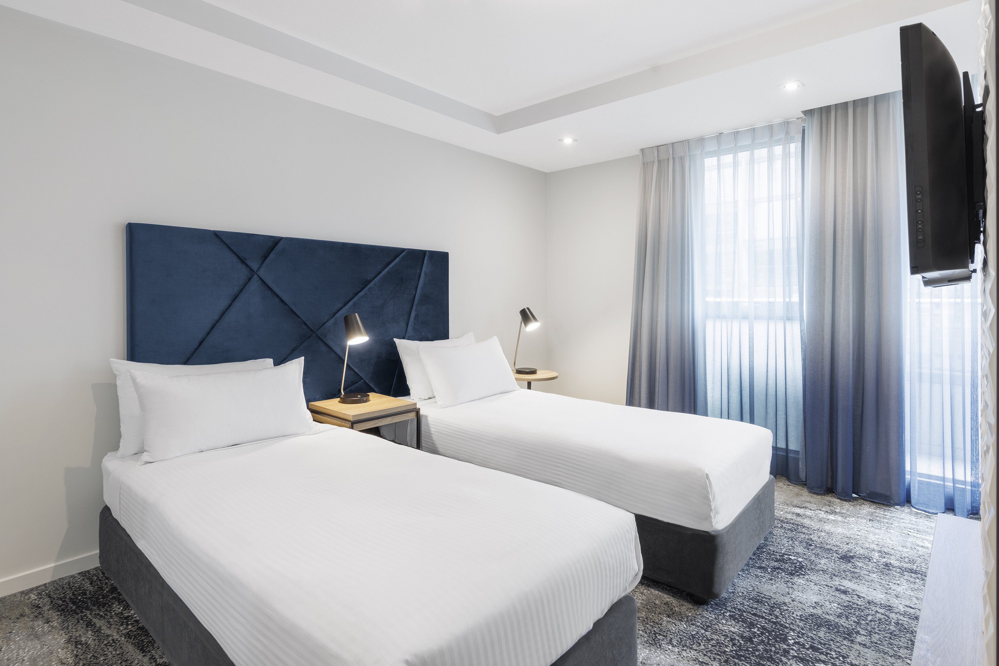 Brady Apartment Hotel Flinders Street 8/22