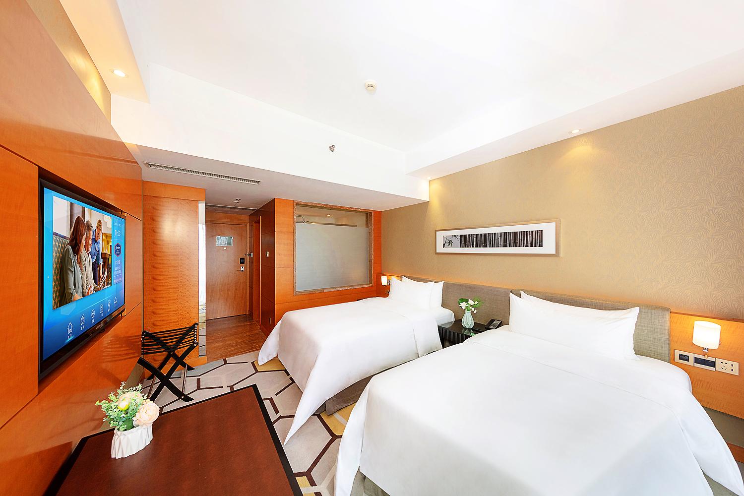 COMFORT, TWIN BEDS