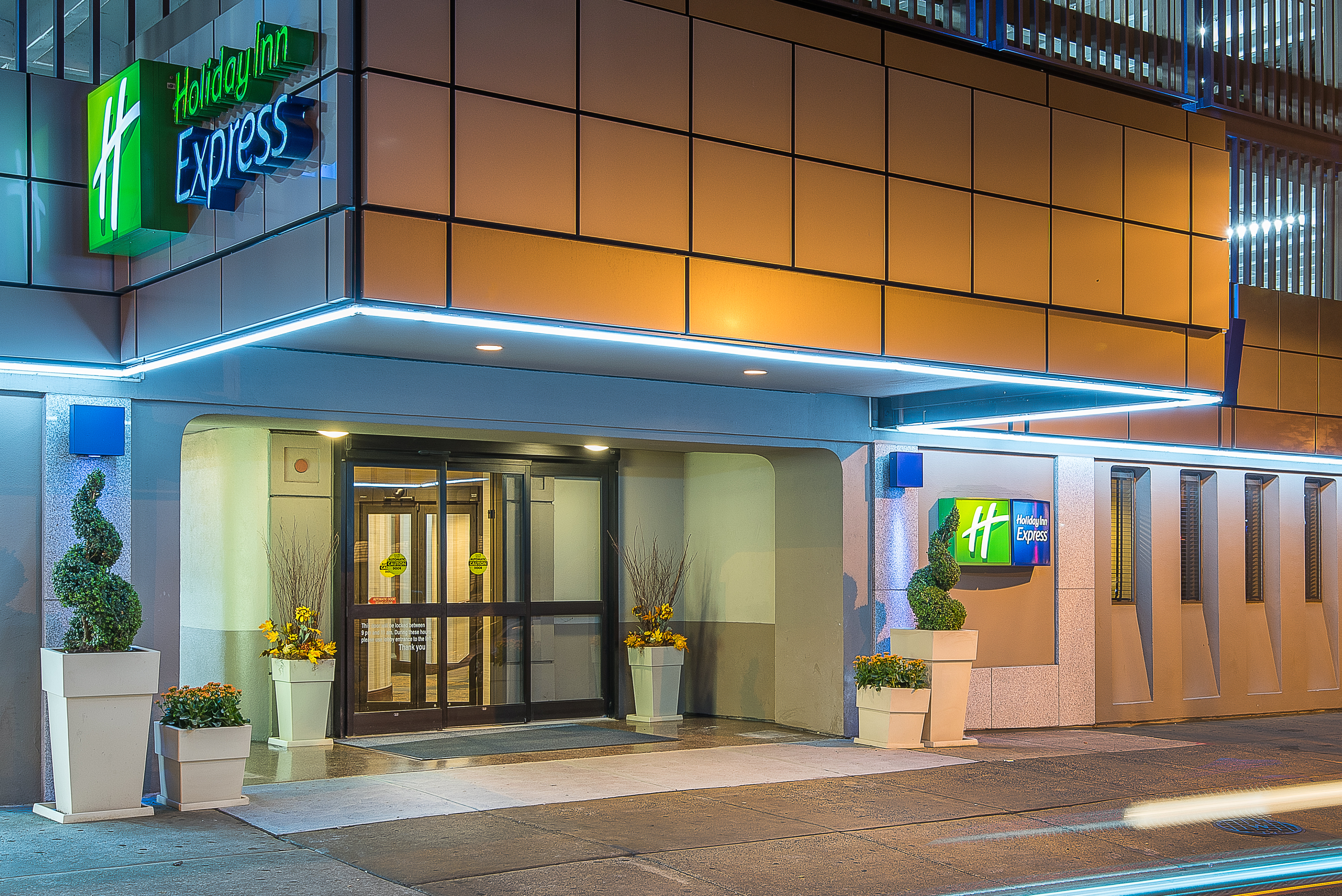 Holiday Inn Express Philadelphia-Midtown in PHILADELPHIA - PA