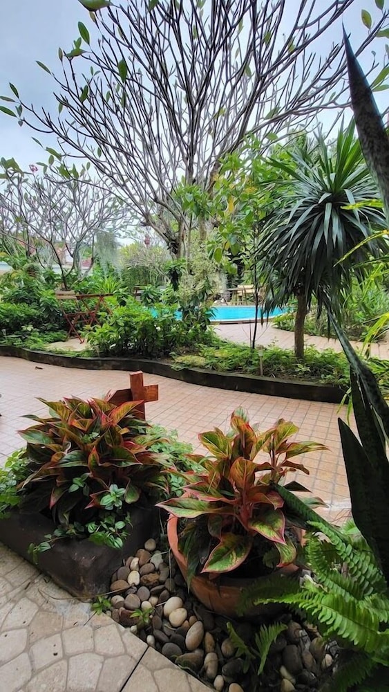 Namphung Phuket 68/78