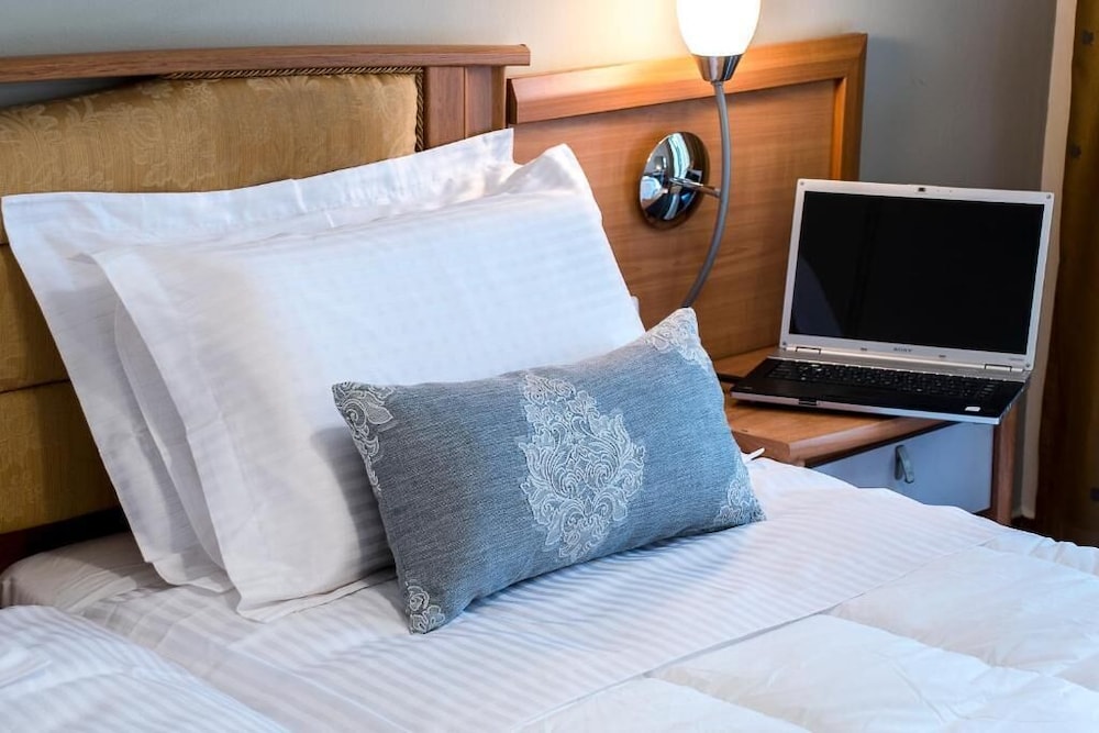 Ares Athens Hotel 35/52