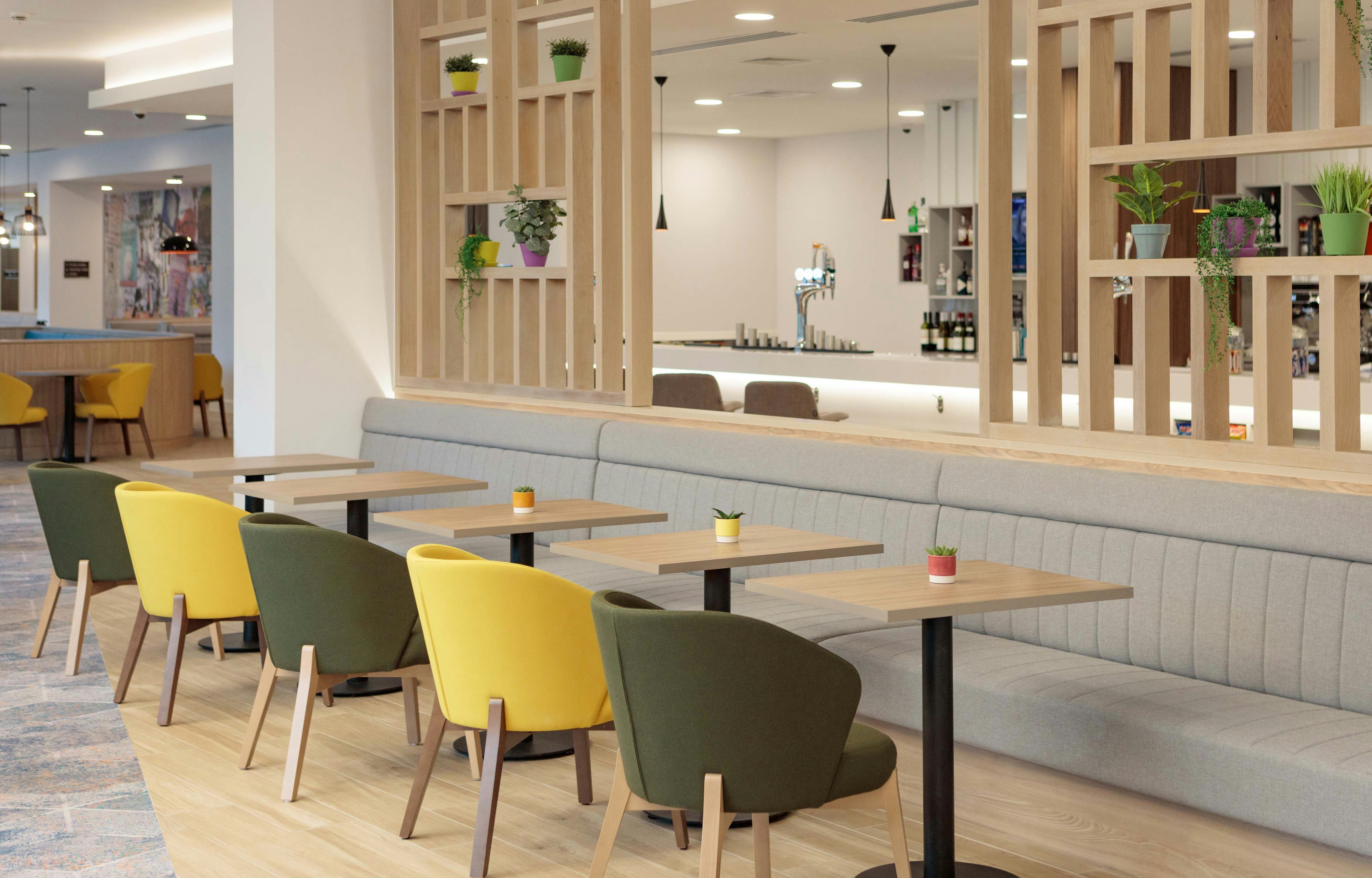 Hampton By Hilton Edinburgh Airport 37/56