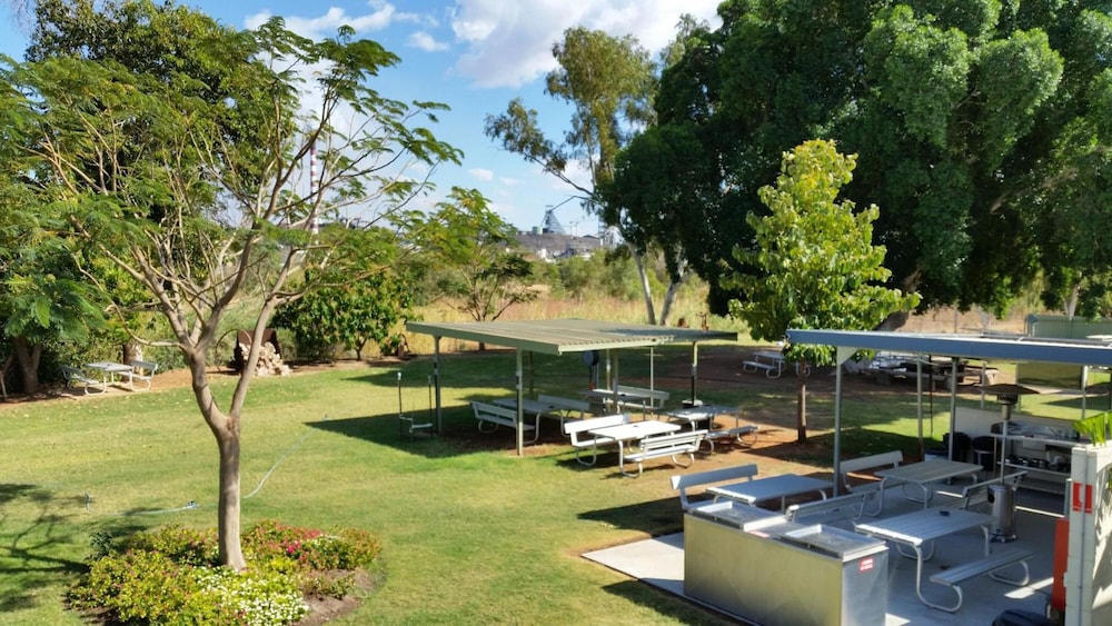 LEICHHARDT ACCOMMODATION 24/45