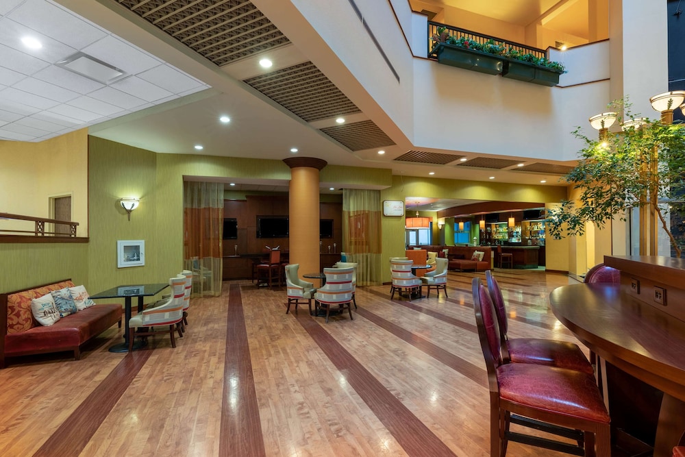 Wyndham Grand Oklahoma City Downtown 44/68