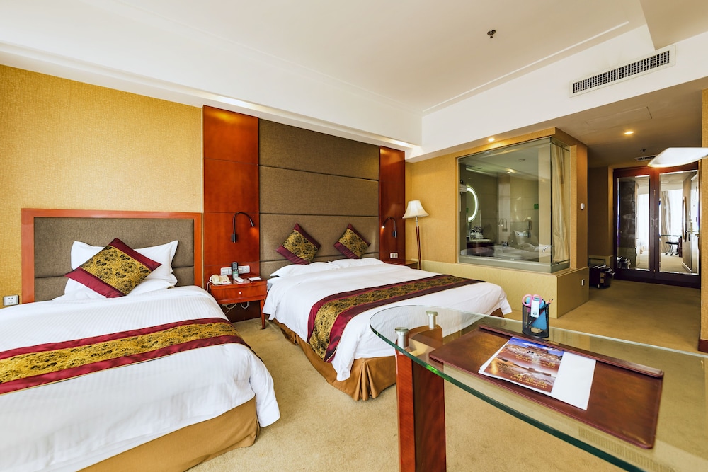 JUNYU GRAND HOTEL 8/33