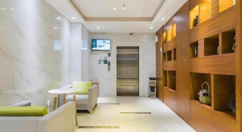 City Comfort Inn(Guangzhou Chenjiaci Metro Station) 50/58