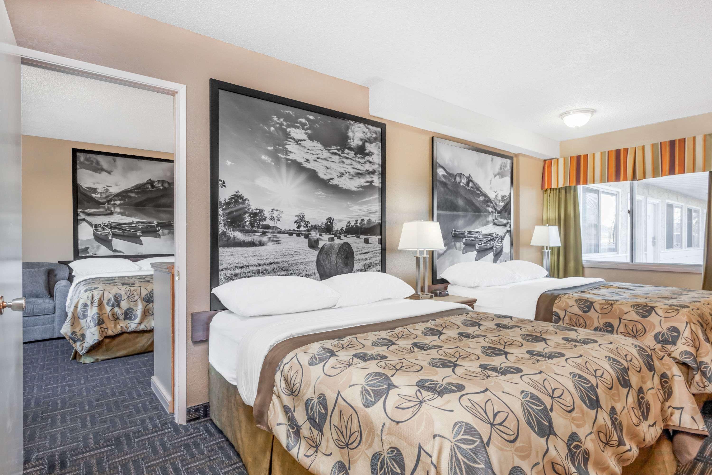 Super 8 By Wyndham Stettler 15/26