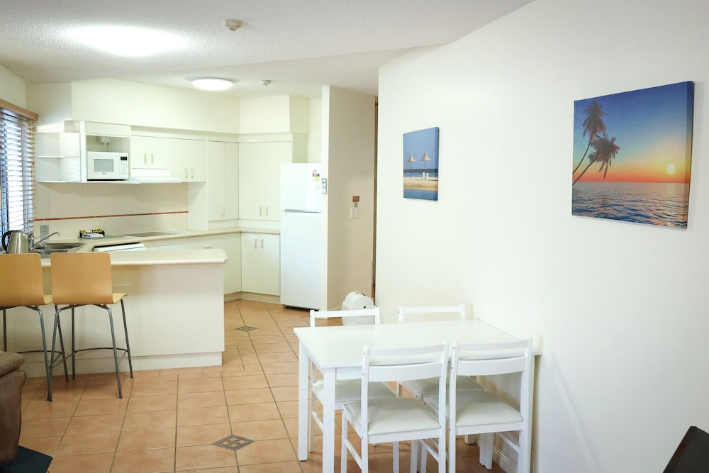 WHITE CREST LUXURY APARTMENTS 31/50