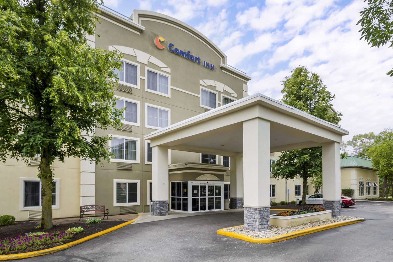 Comfort Inn North Polaris 37/38