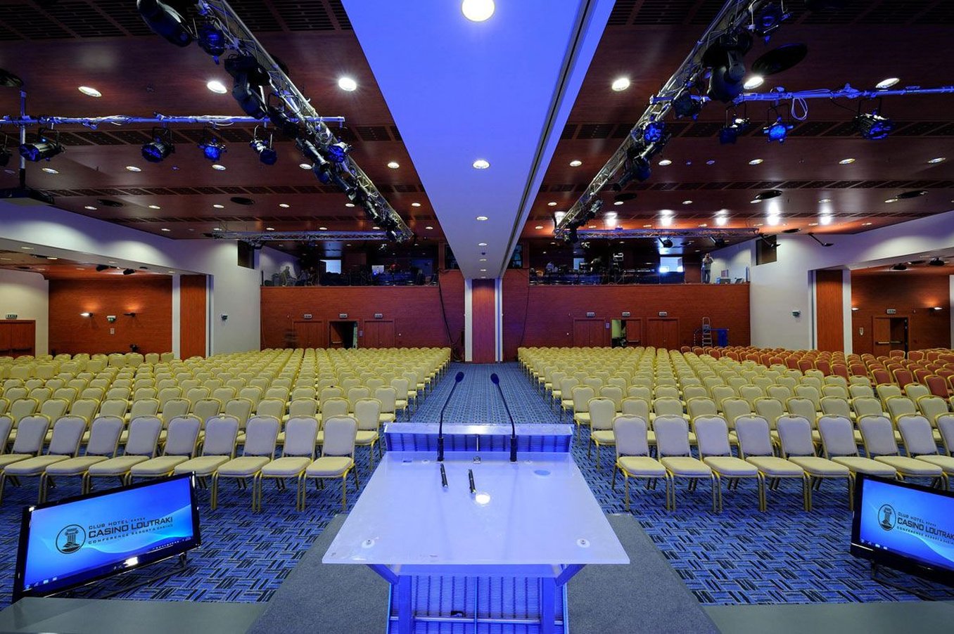 Club Hotel Casino Loutraki 3/6