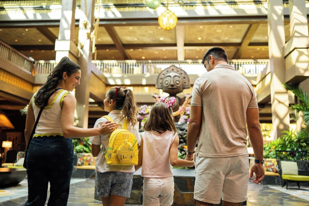 Disneys Polynesian Village Resort 6/50