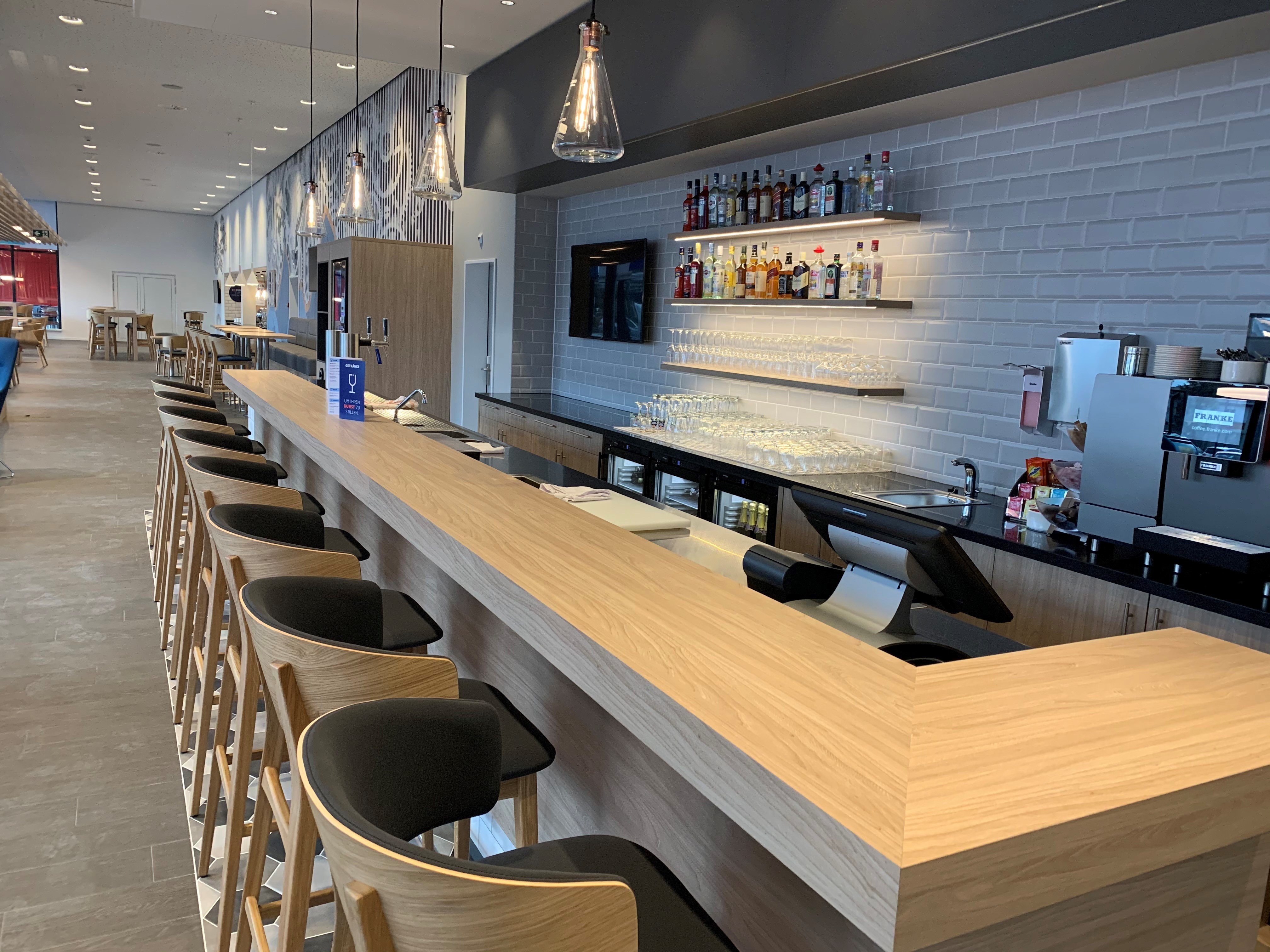 Holiday Inn Express Aarburg - Oftringen 58/80