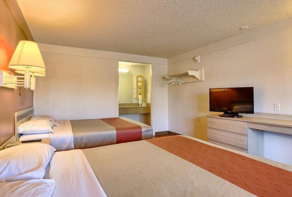 Motel6 Hagerstown, MD 13/36