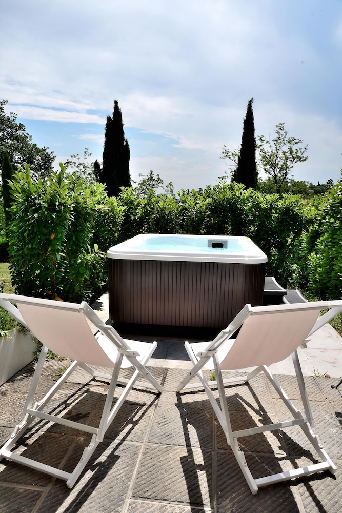 Agriturismo Al Colle 42/48