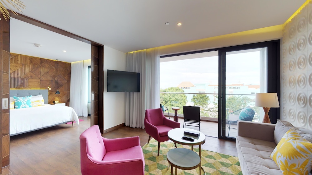 The Fives Downtown Hotel And Residences Curio Collection 64/91