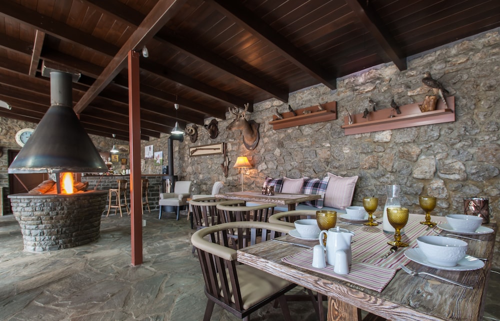LOTOS MOUNTAIN RESORT KONITSA 57/69