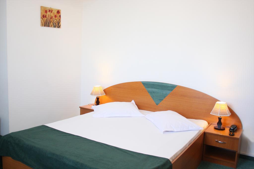 Hotel Sir Orhideea 18/47