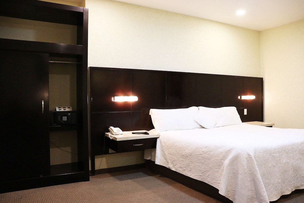 Junior Suite, King Bed