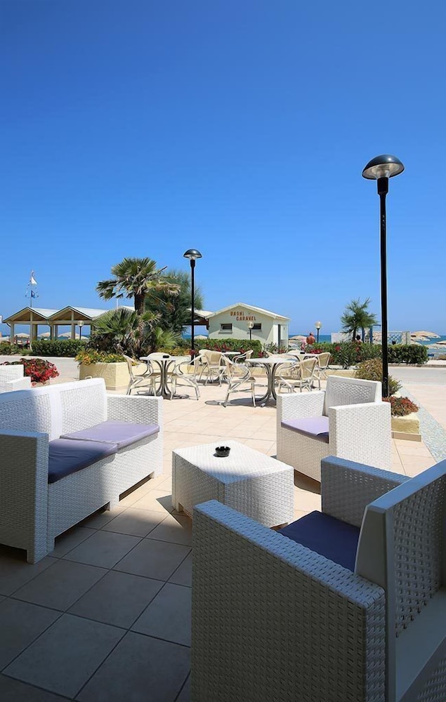 Hotel Caravel 27/50