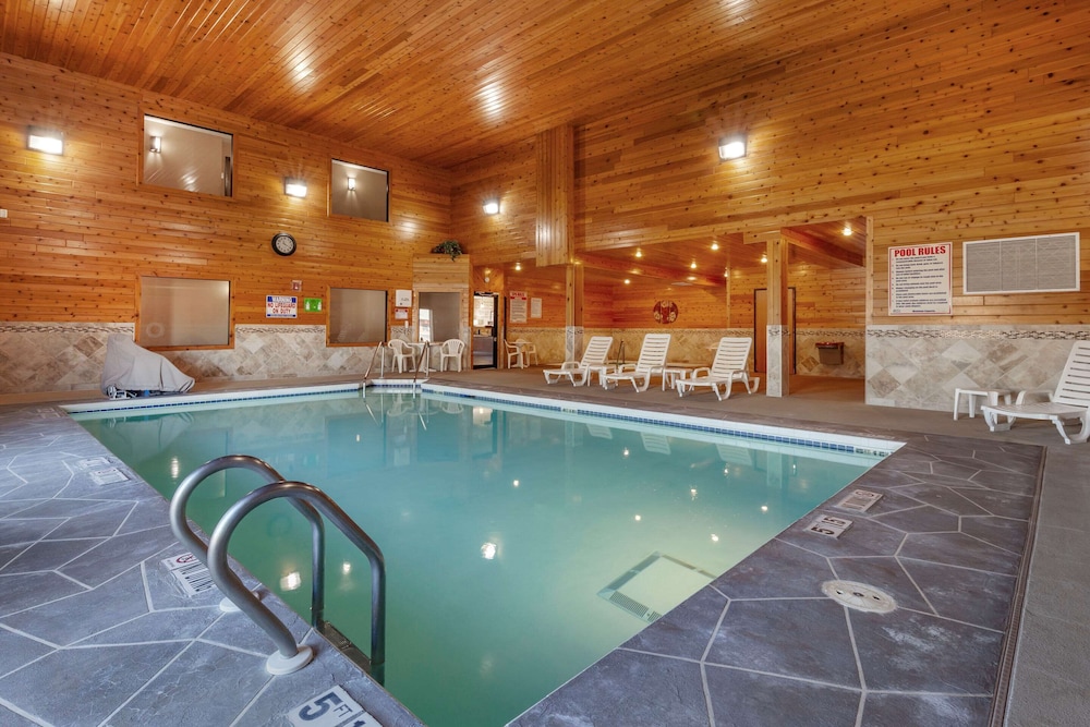 Comfort Inn Rhinelander 2/30