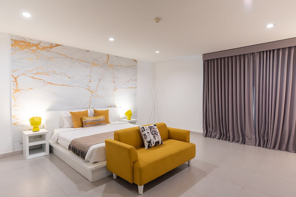 Benviar Tonson Residence 13/50