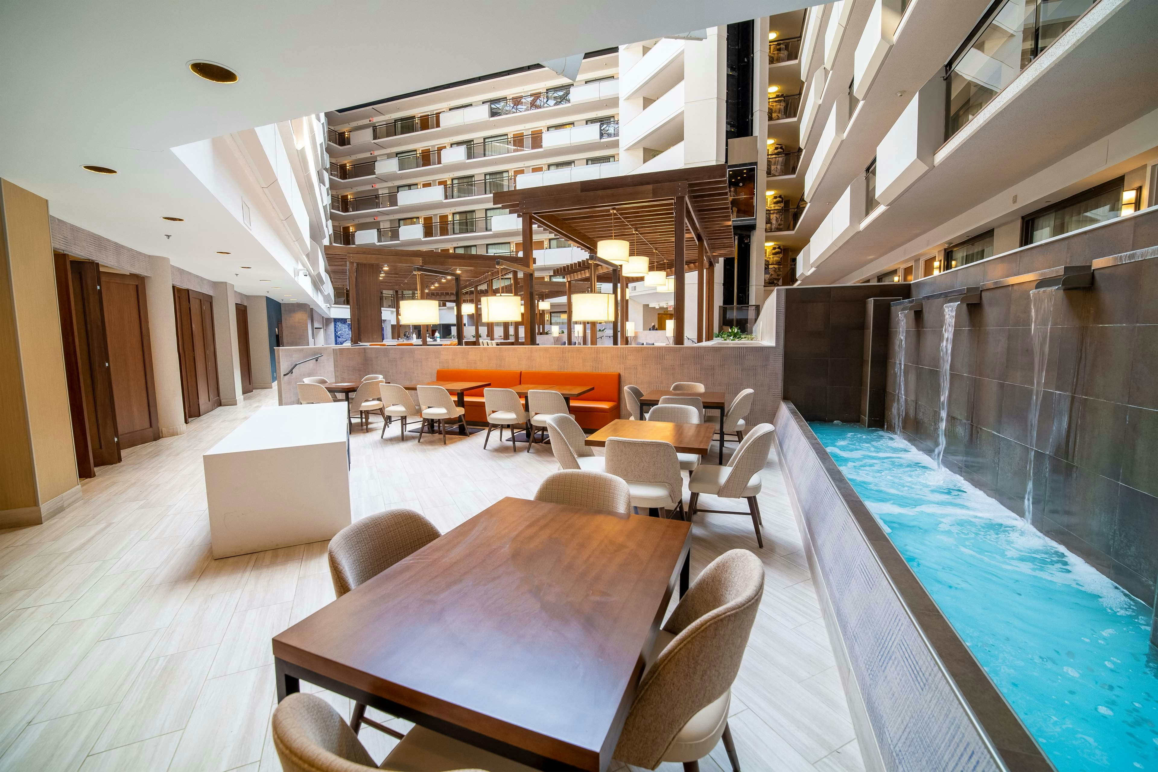 Embassy Suites by Hilton Kansas City Overland Park 21/50