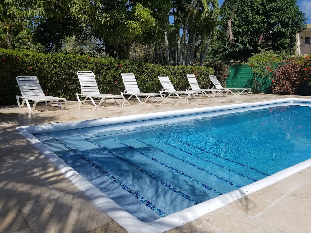 White Sands Negril 50/54