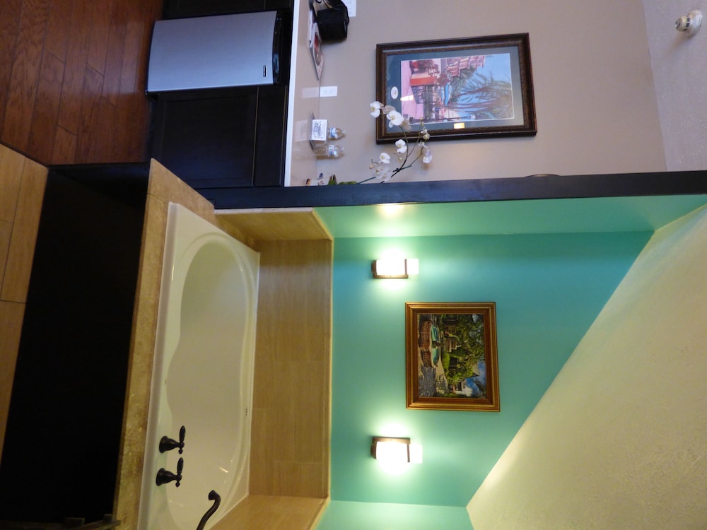Old City House Inn and Restaurant 5/33