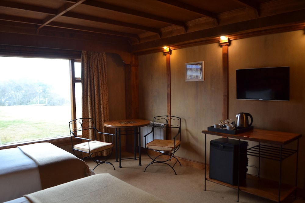 Los Nires Hotel 49/59