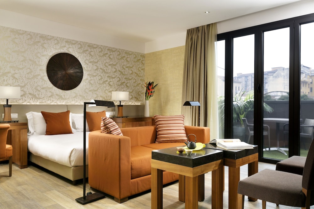 Milan Suite Hotel 40/62