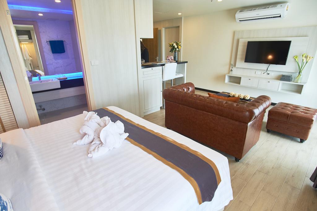 Club, Deluxe, Double Bed