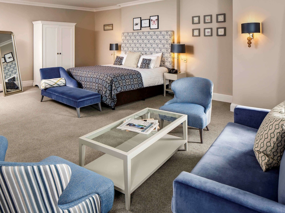 Mercure Gloucester Bowden Hall Hotel 42/70