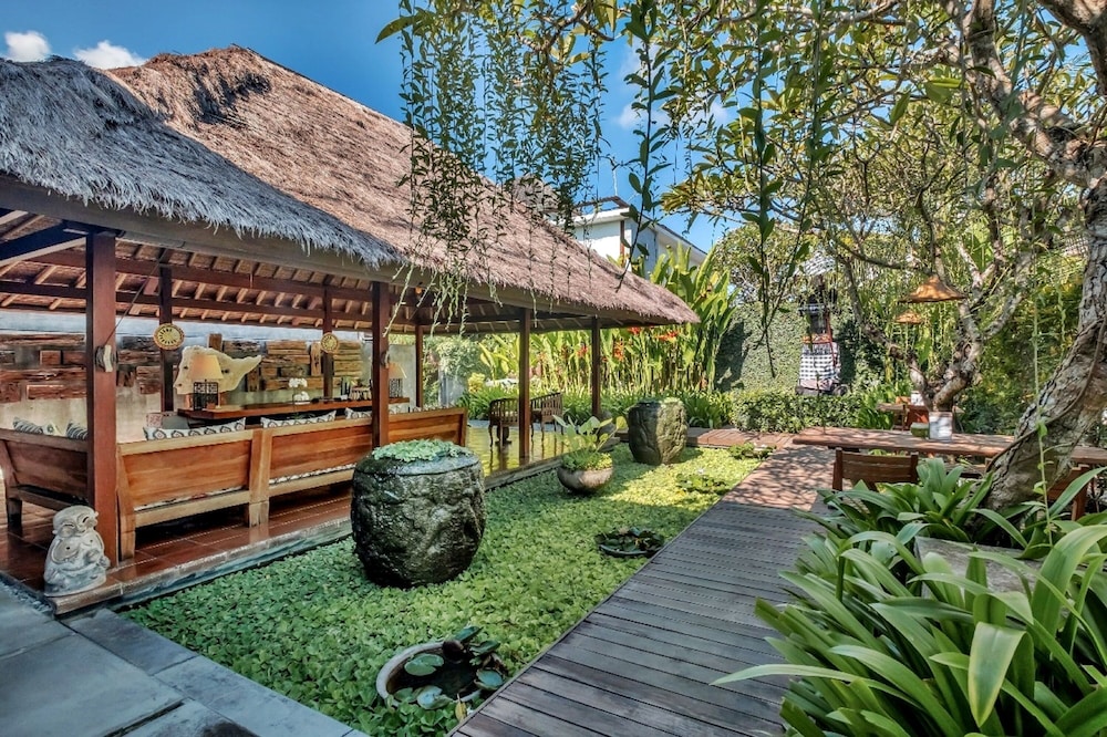 Mayaloka Villas Seminyak 4/76