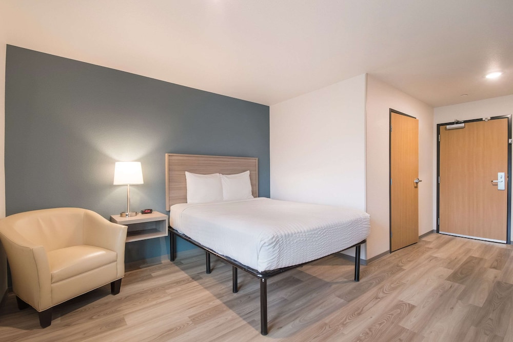 WoodSpring Suites Portland Vancouver 11/39
