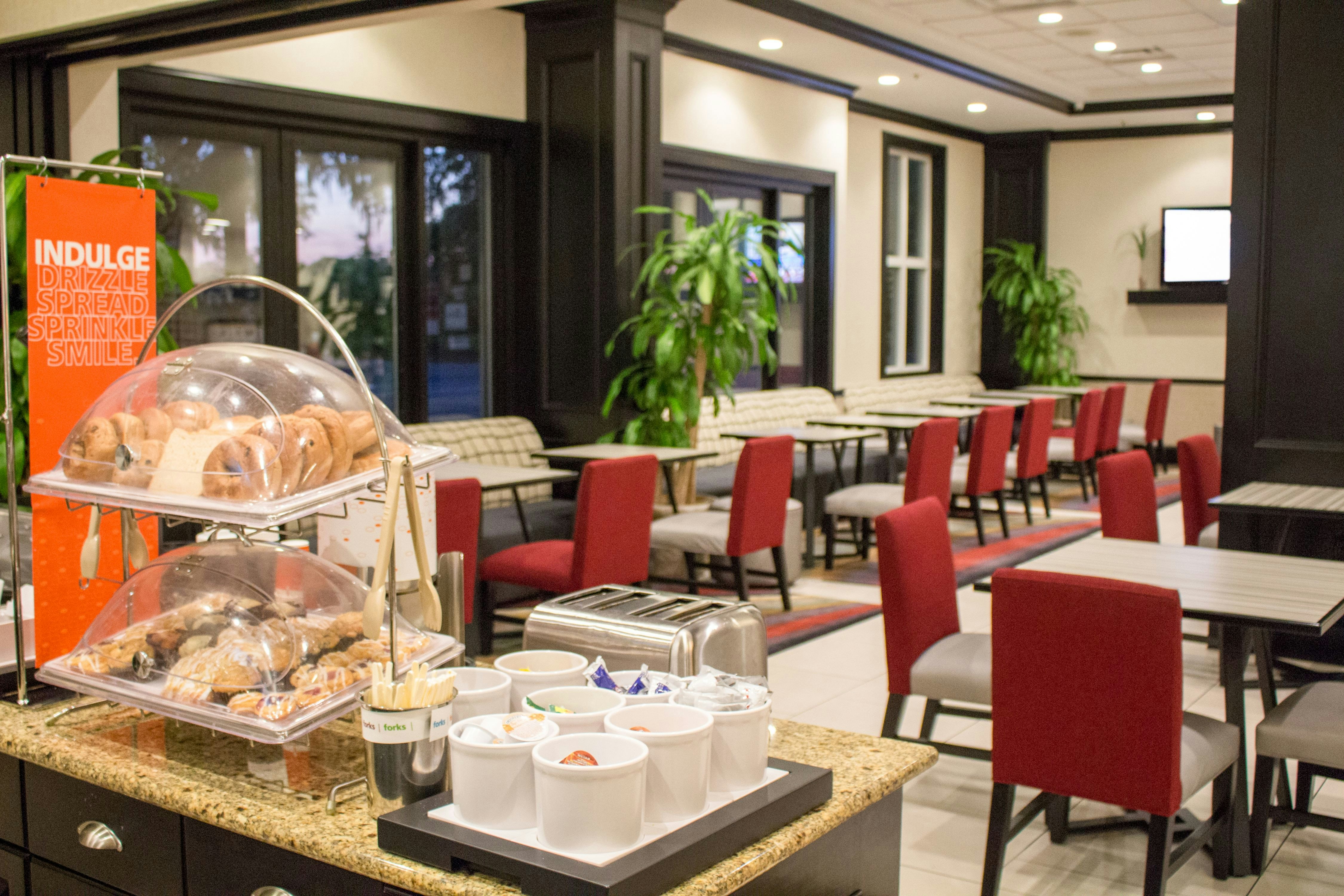 Hampton Inn Savannah - Historic District 19/32