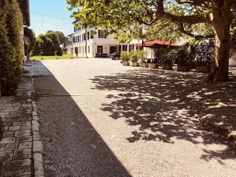 Villa Policreti Hotel 42/50