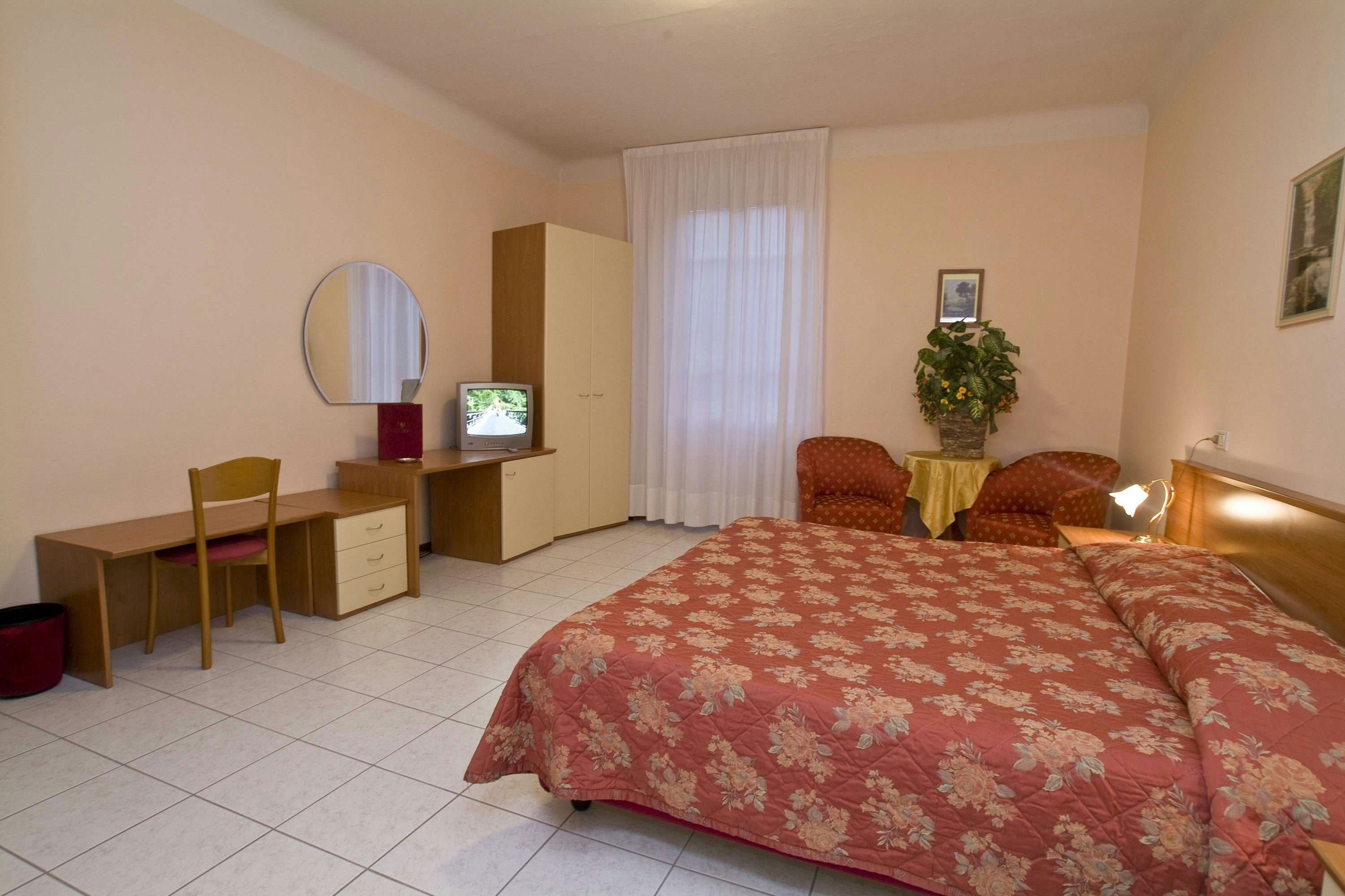 Hotel Roma 9/27